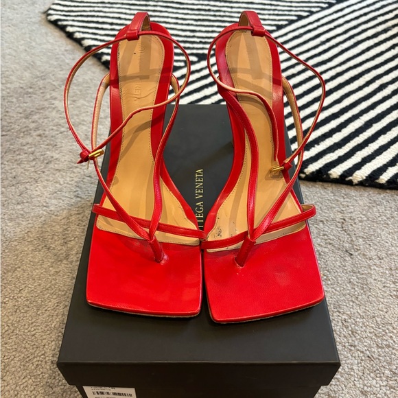 Bottega Veneta Stretch Ankle Strap Heel - Picture 3 of 6